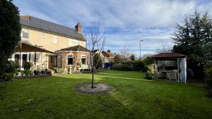 Photo 30- click for photo gallery